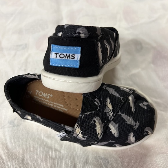 Toms infant shoe - Picture 2 of 2